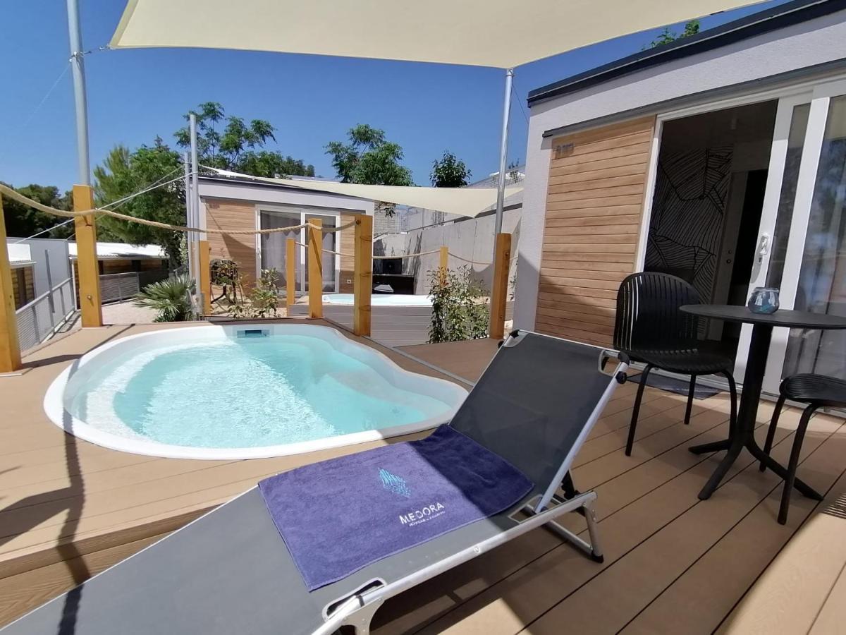 פודגורה Medora Orbis Mobile Homes & Glamping מראה חיצוני תמונה