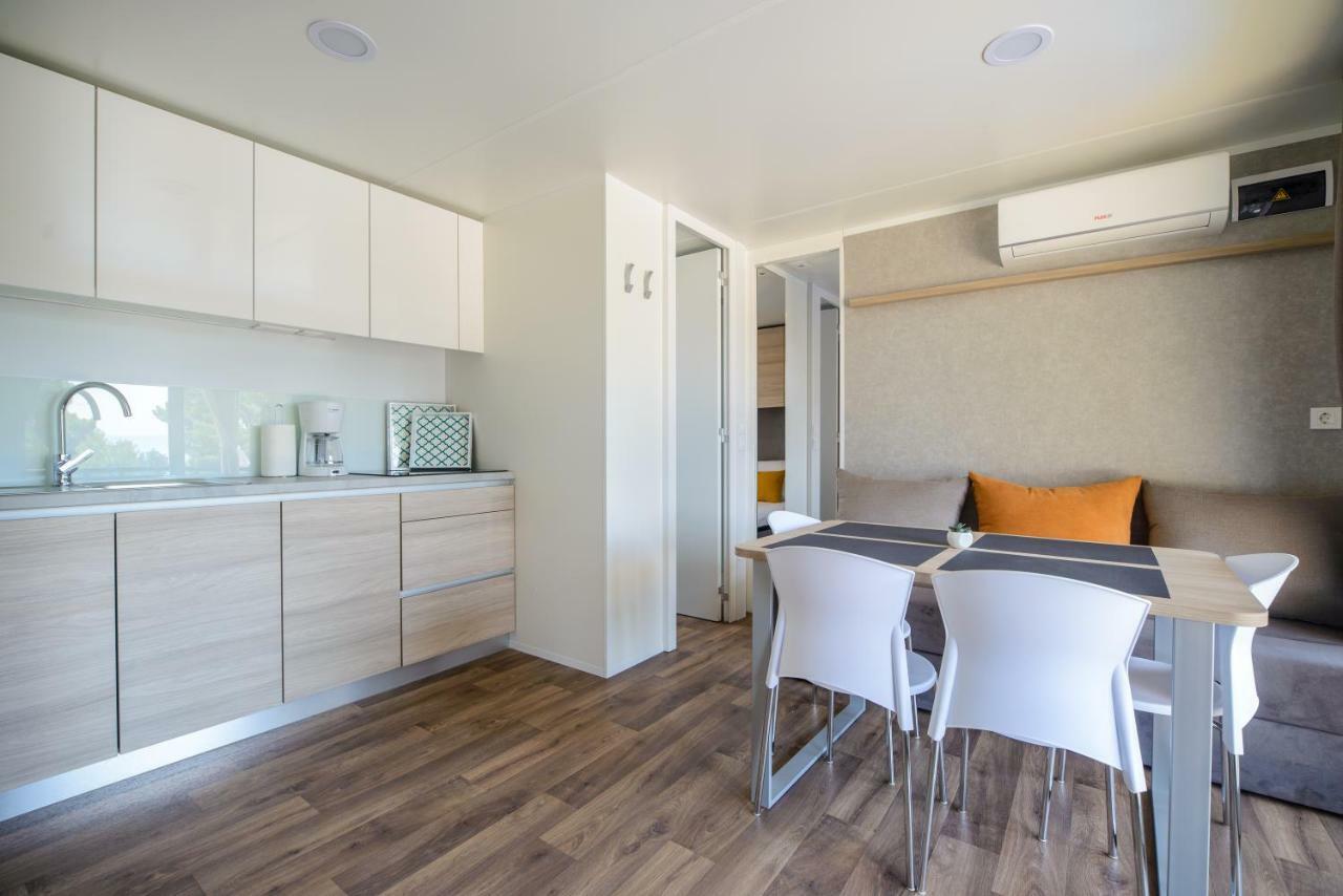 פודגורה Medora Orbis Mobile Homes & Glamping מראה חיצוני תמונה