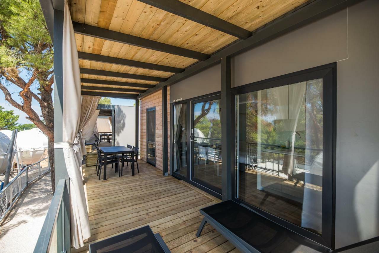 פודגורה Medora Orbis Mobile Homes & Glamping מראה חיצוני תמונה