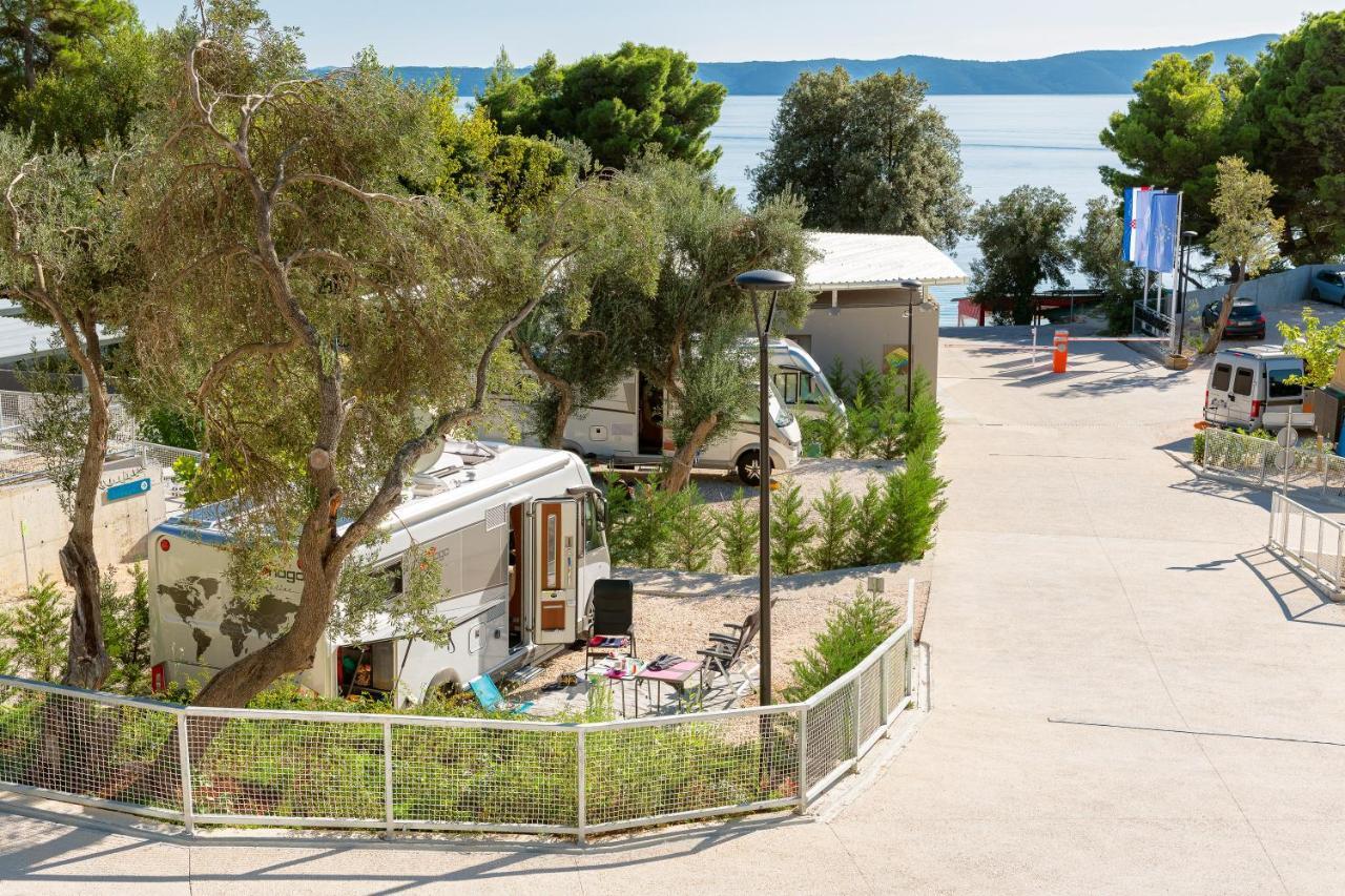 פודגורה Medora Orbis Mobile Homes & Glamping מראה חיצוני תמונה